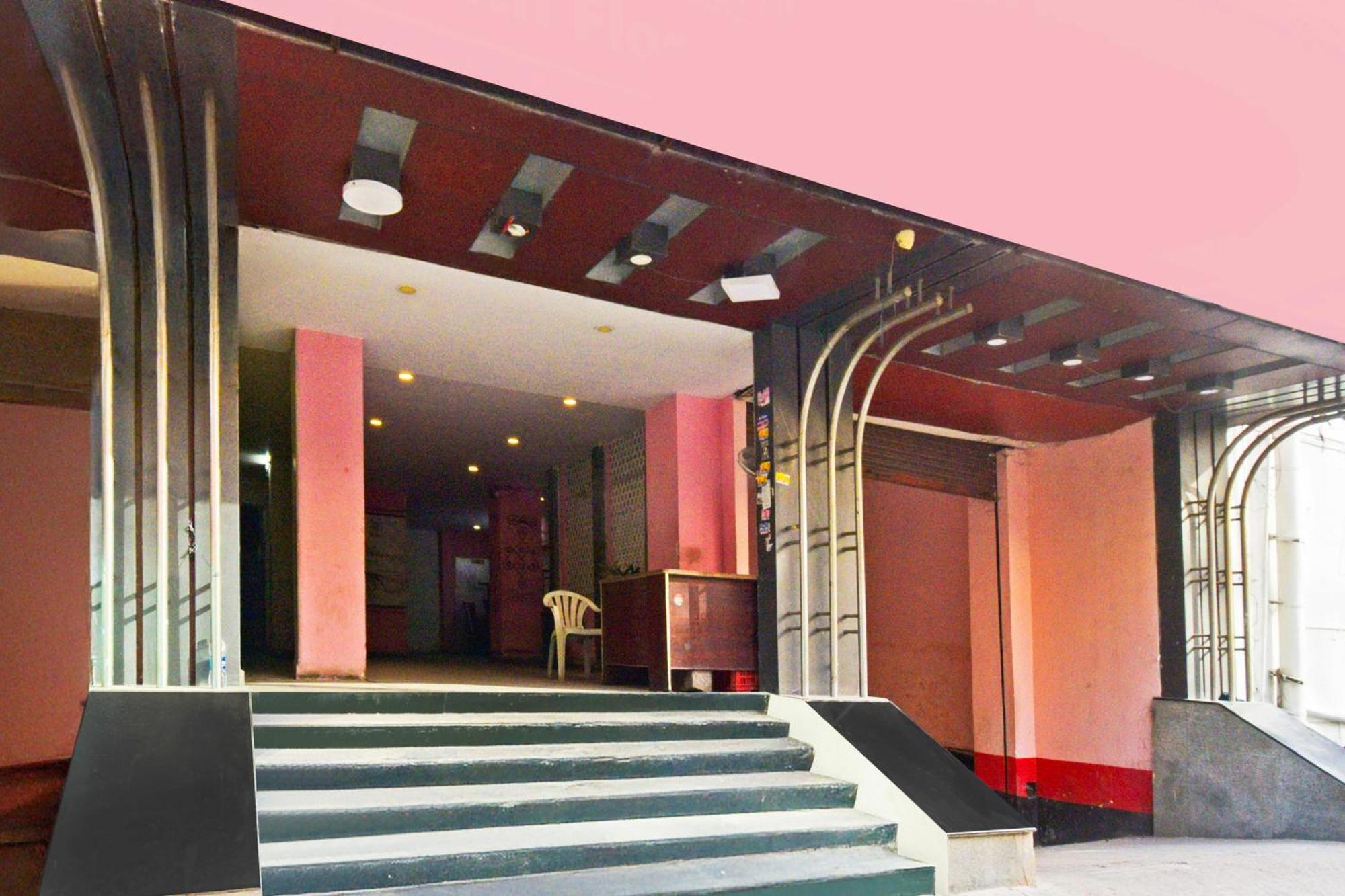Super Townhouse Ameerpet Balkampet Road